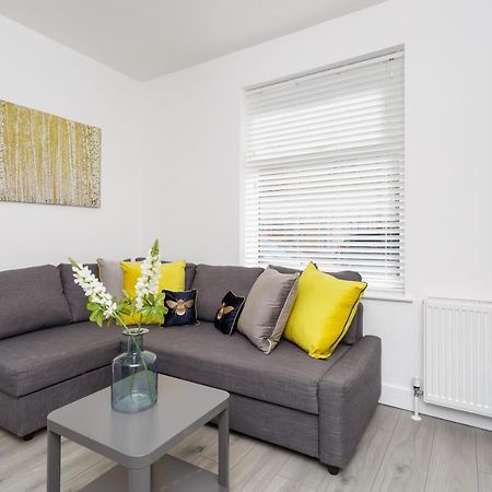 Harold House - Modern Open Plan 4 Bedroom, 3 Bathroom House In Central Southsea, Portsmouth Buitenkant foto