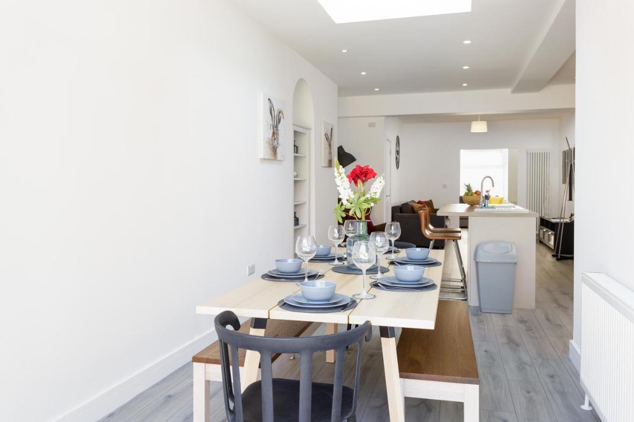 Harold House - Modern Open Plan 4 Bedroom, 3 Bathroom House In Central Southsea, Portsmouth Buitenkant foto