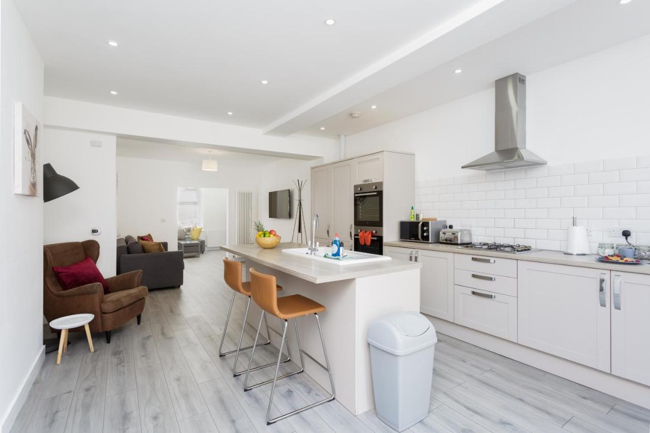 Harold House - Modern Open Plan 4 Bedroom, 3 Bathroom House In Central Southsea, Portsmouth Buitenkant foto