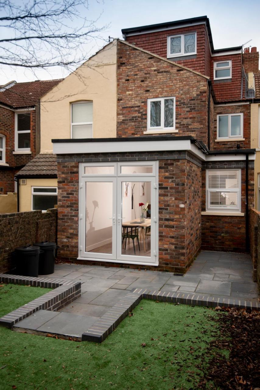 Harold House - Modern Open Plan 4 Bedroom, 3 Bathroom House In Central Southsea, Portsmouth Buitenkant foto